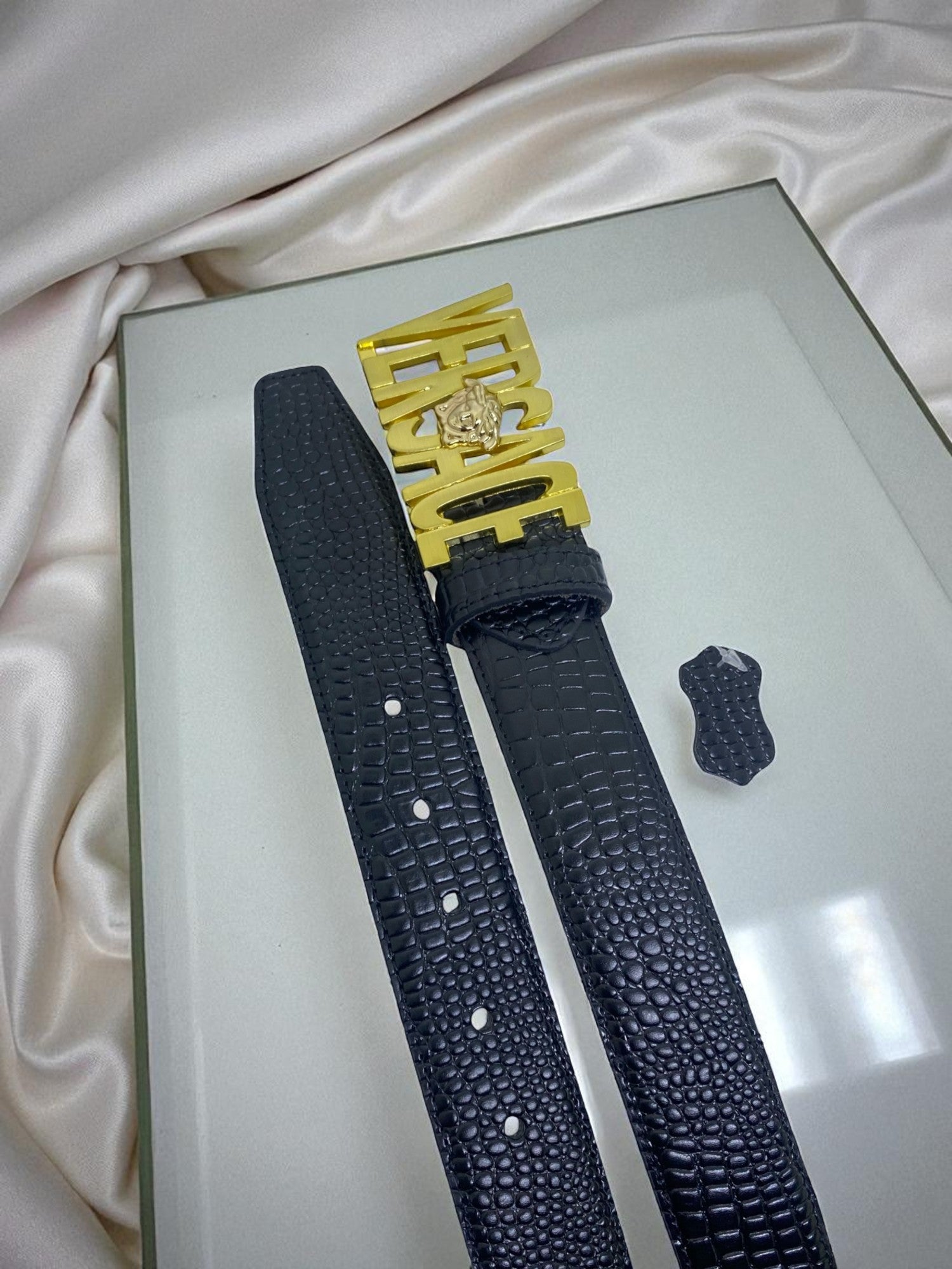Vrse Durable Imported Leather Belt – Timeless Style