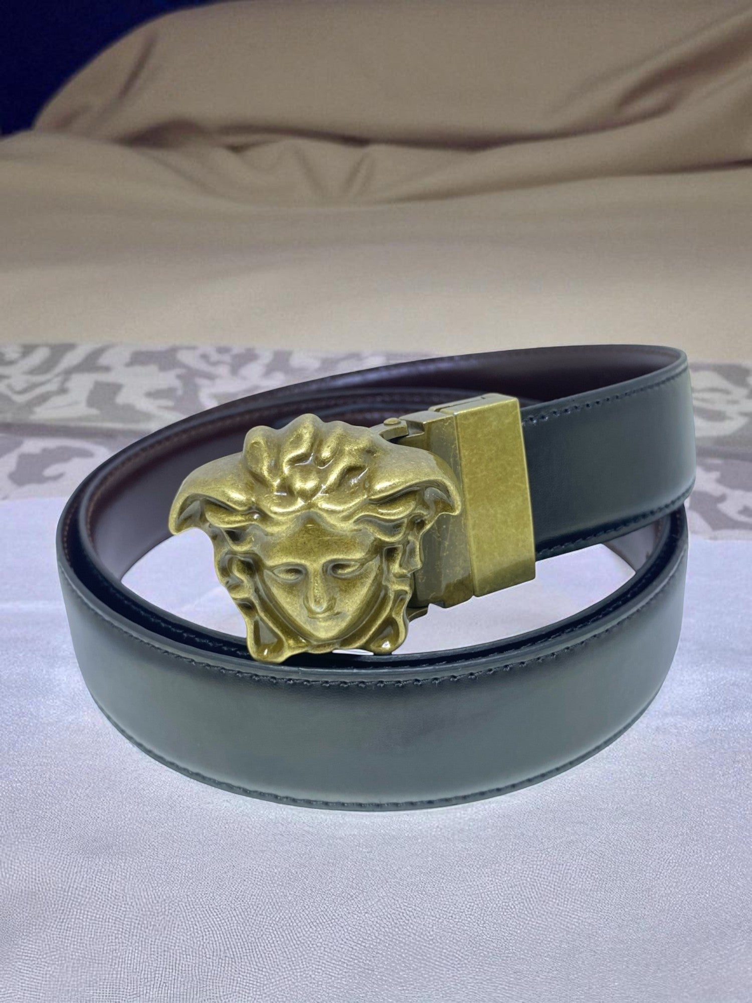 Versci Designer Inspired Belt – Modern & Sleek