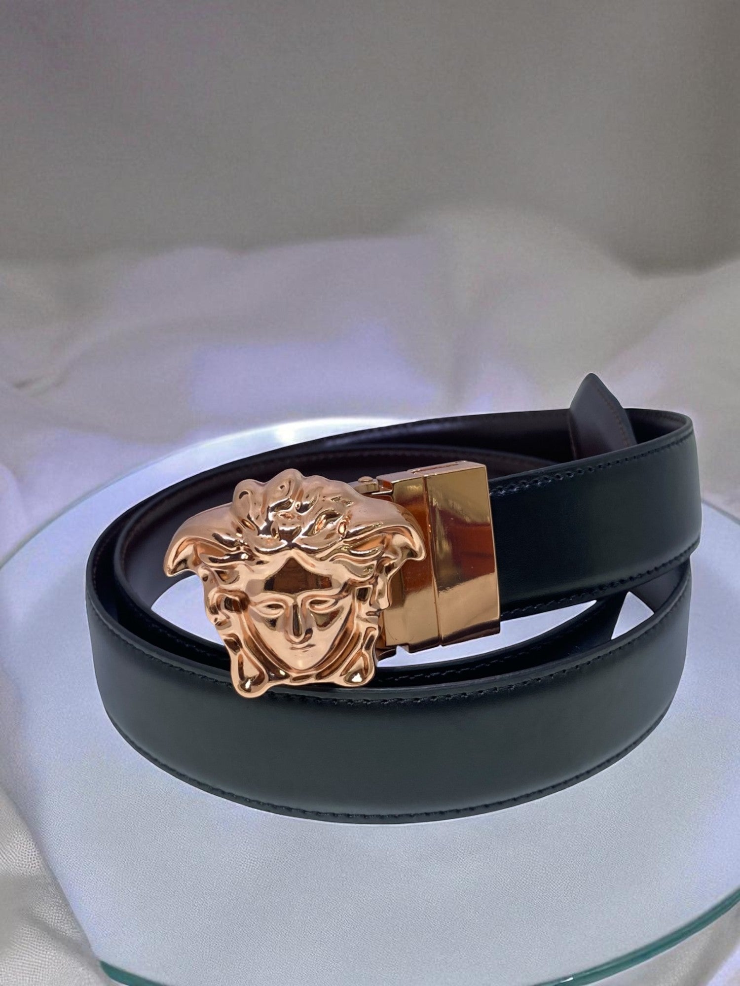 Versci Designer Inspired Belt – Modern & Sleek
